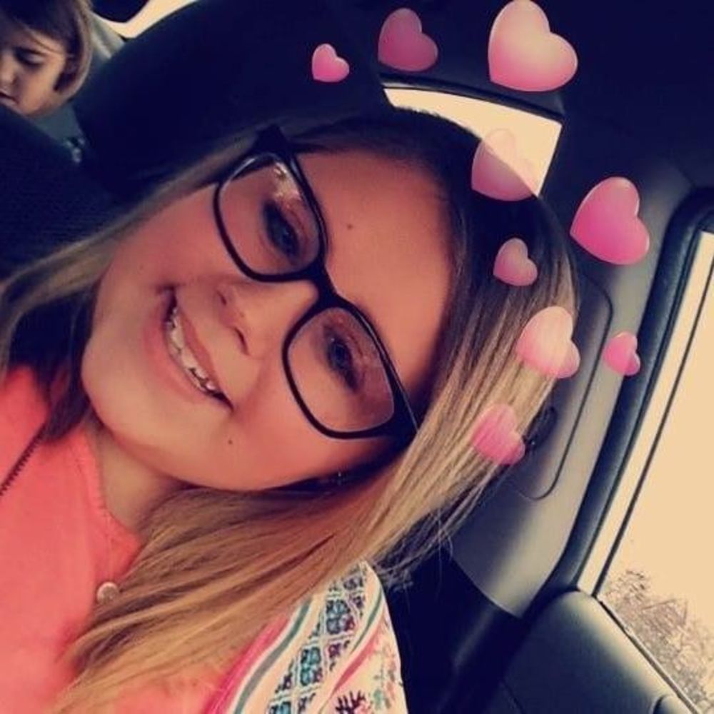 Meet your Posher, Leeann